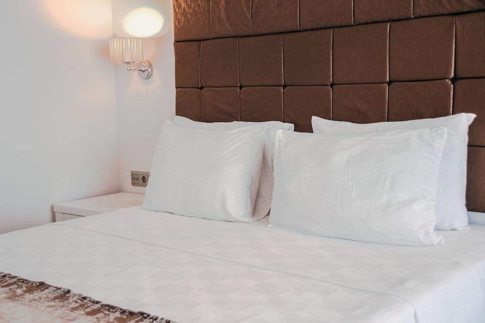 Elite Hotel Bodrum ยาลึคคาวัค ภายนอก รูปภาพ