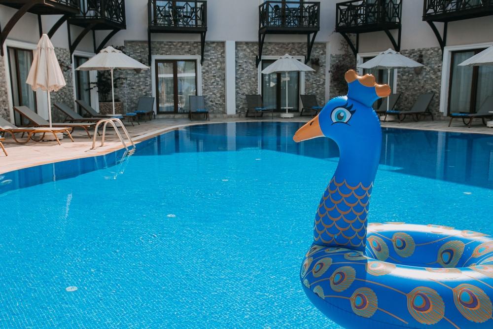 Elite Hotel Bodrum ยาลึคคาวัค ภายนอก รูปภาพ