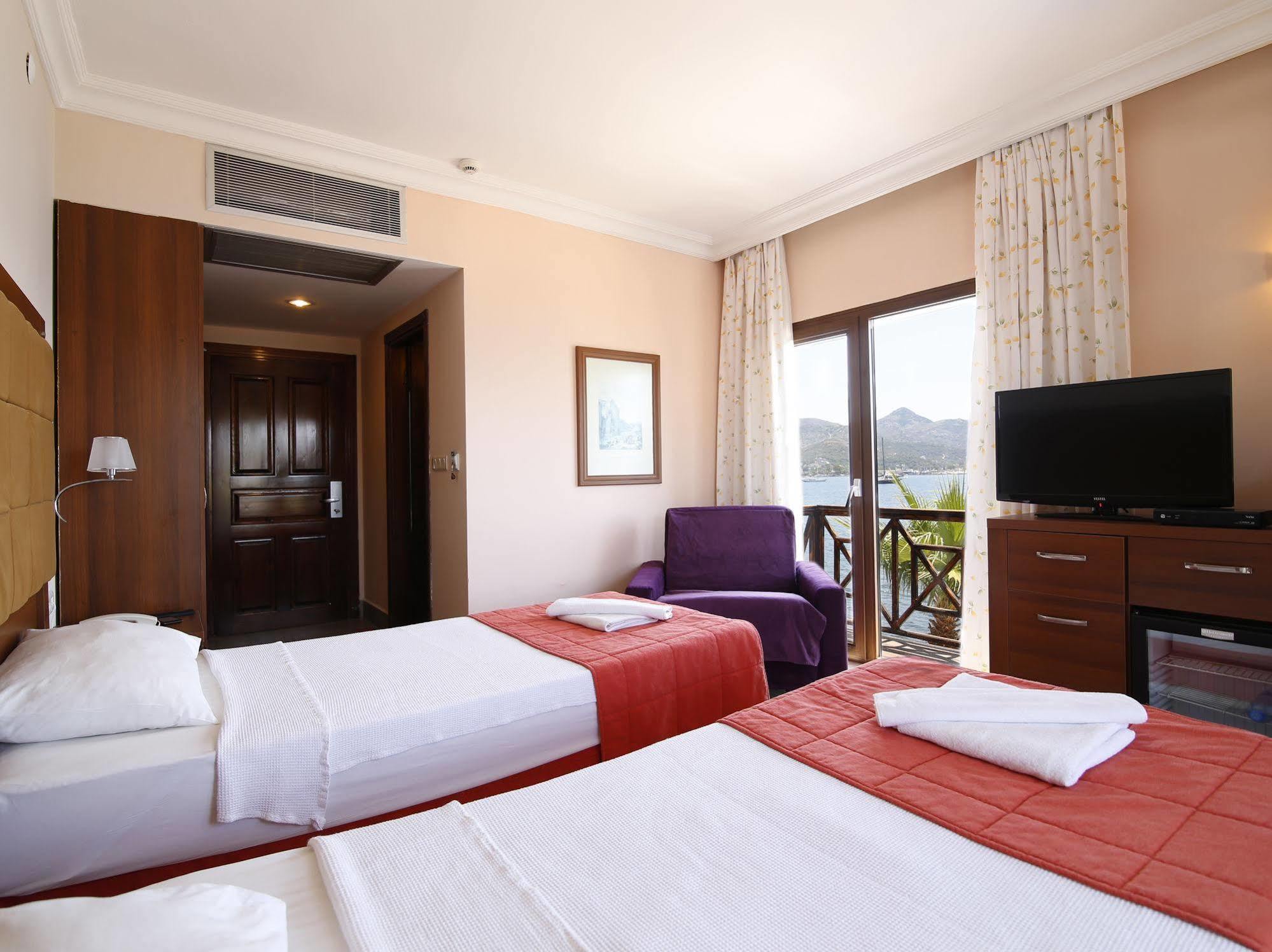 Elite Hotel Bodrum ยาลึคคาวัค ภายนอก รูปภาพ